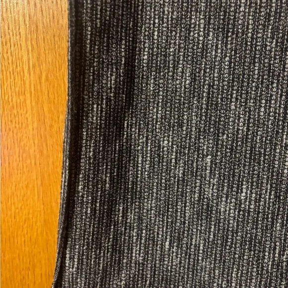 Ivivva Scarf - Picture 2 of 3